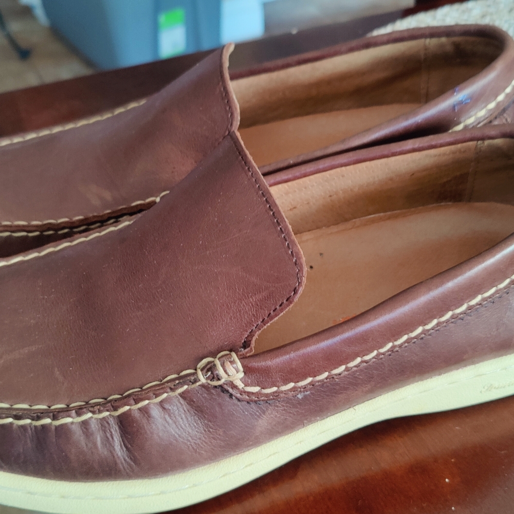 Tommy Bahama "Alexander" Tan Leather Slip-On Loafers Size 12M Like New